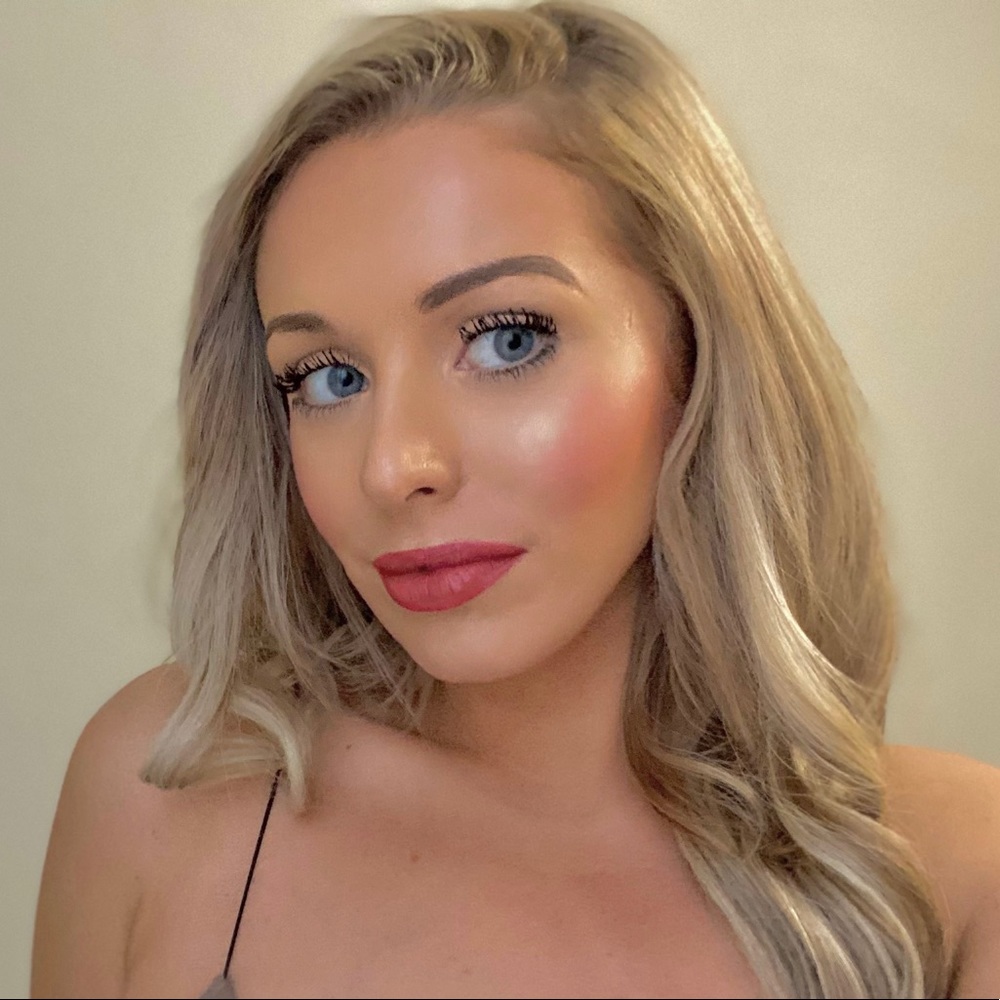 Meet your Posher, Savannah